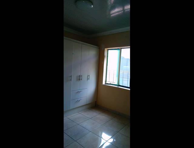 2 BEDROOM HOUSE TO LET IN SONLAND PARK